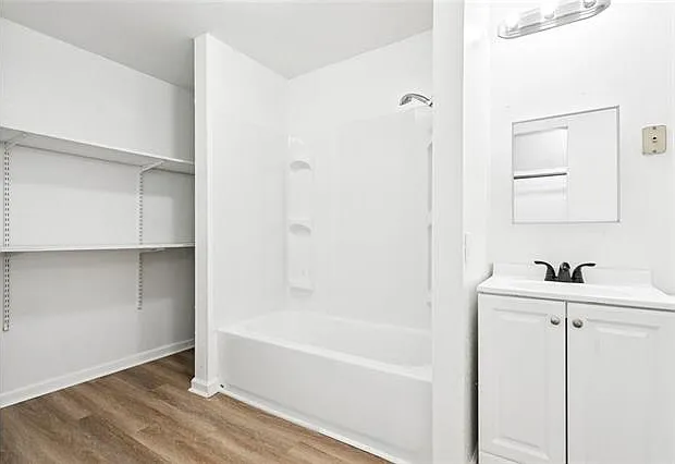 2519 Oriole St — Photo 20