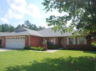 5056 Forest Creek Dr, Pace, FL 32571
