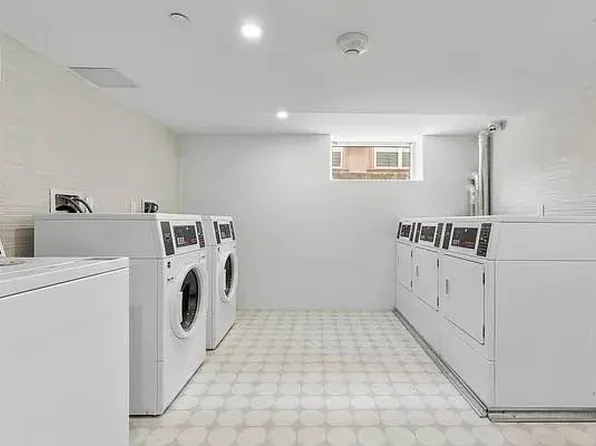 3333 Giles Place image 10 of 11