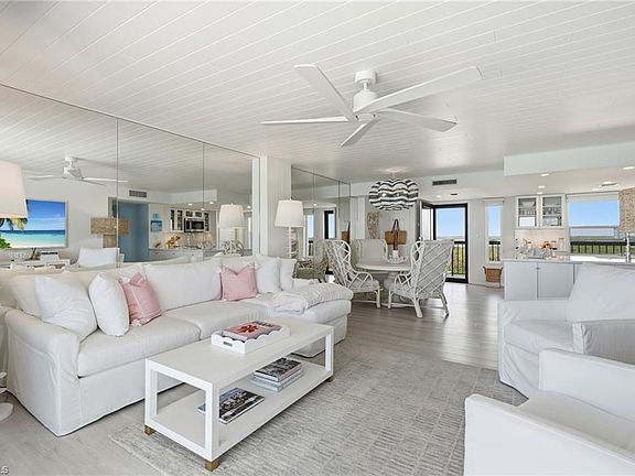 5th image of 26300 Hickory BLVD #1001