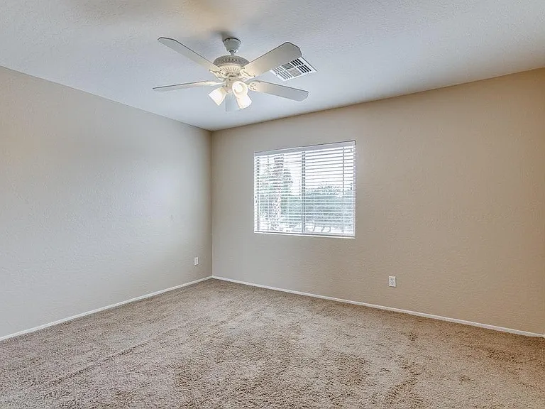 1326 E Macaw Dr — Photo 22