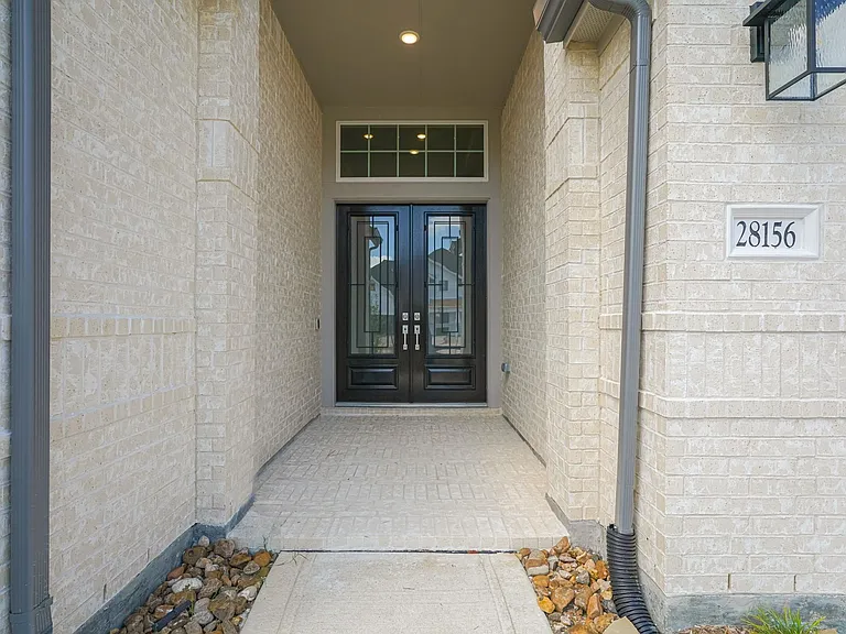 28156 Graywood Dr — Photo 3