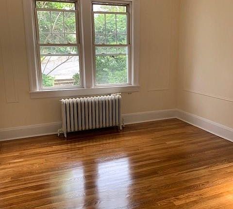 4th image of 10 Eastview Ave APT 2W