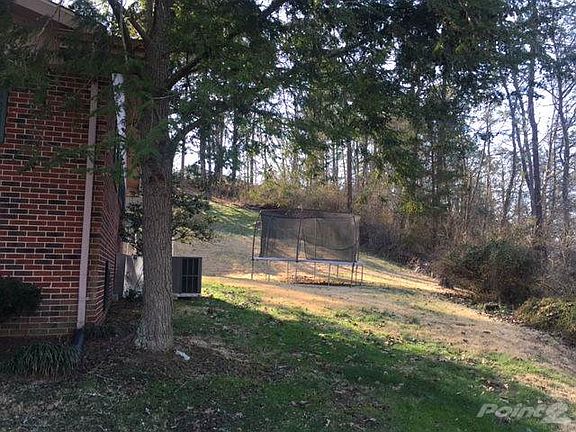 Highland hts side yard