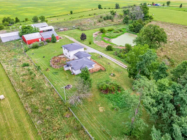 7678 E 1100 S, Ladoga, IN 47954