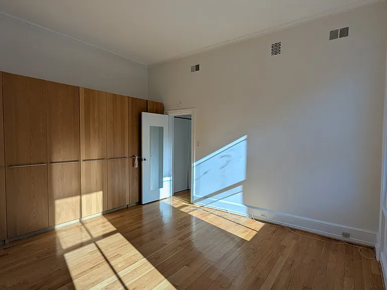 1503 Green St #4 — Photo 22