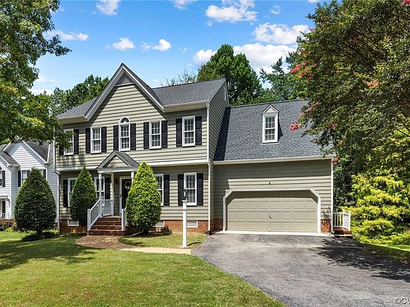 2nd image of 10267 Matthews Grove Ln