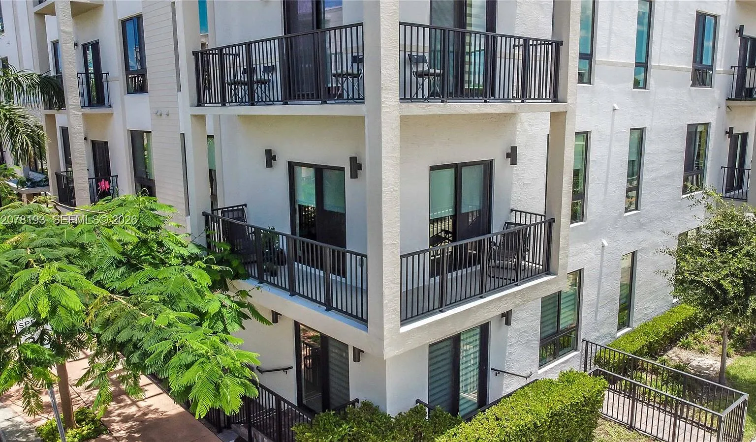 Downtown Doral South Phase — Photo 1