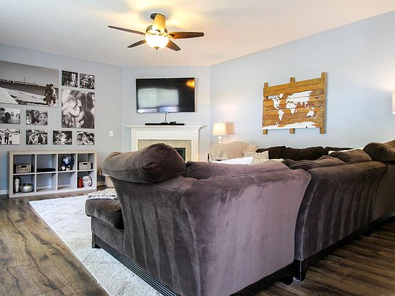 3rd image of 6096 Highlander Dr