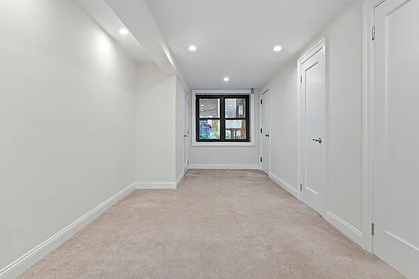 Rented by Corcoran | media 6