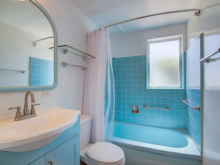 1804 Loma St #A — Photo 10