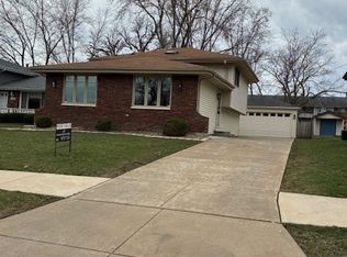 15842 Lavergne Ave, Oak Forest, IL