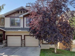 35 N Hidden Creek Rise NW, Calgary, AB T3A 6L3