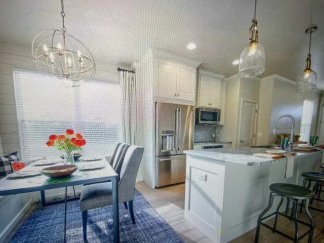 Western Townhomes — Photo 2
