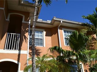 1089 Winding Pines Cir UNIT 202, Cape Coral, FL 33909
