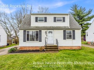 15808 Rockside Rd, Maple Heights, OH 44137