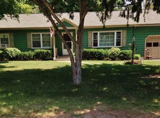 4 Woodside Ave, South Glens Falls, NY 12803