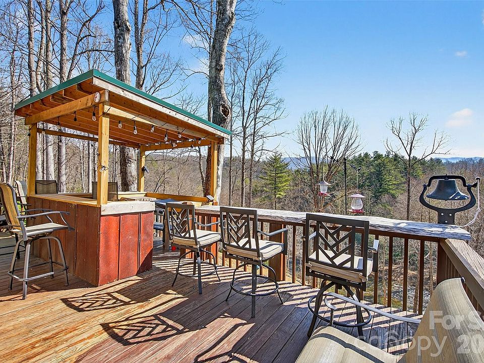 7th image of this home