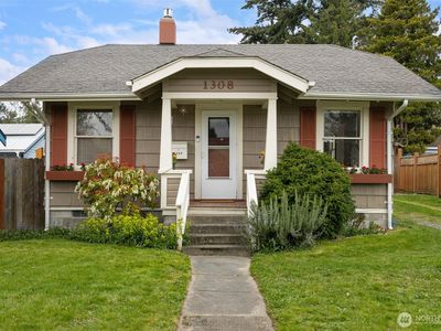 1308 W Illinois Street, Bellingham, WA, 98225