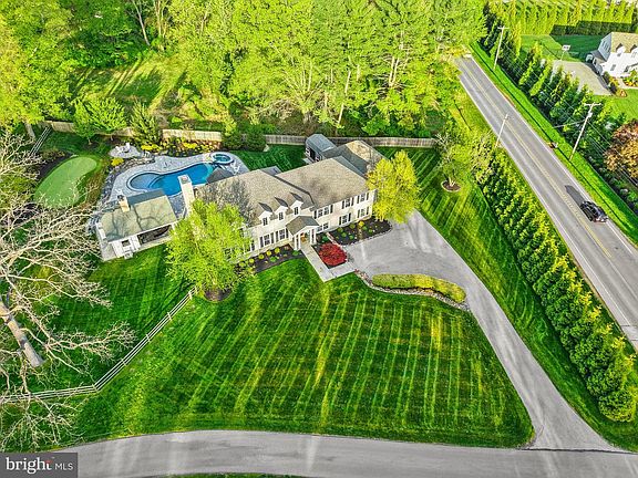 4th image of 747 Conestoga Rd