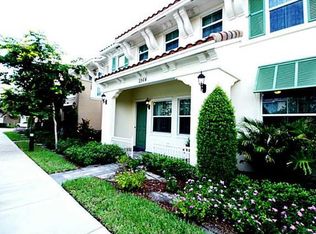 2964 Saint John Dr, Cooper City, FL 33024