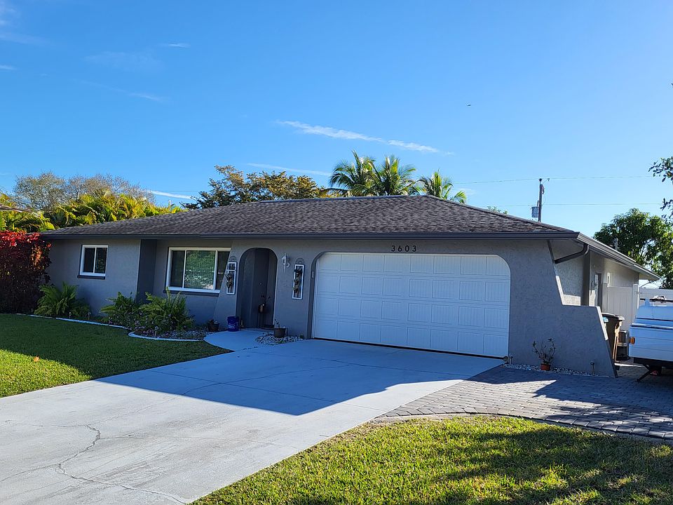 Drive with extended parking