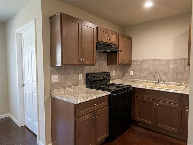 45 E Phillip Ct — Photo 3