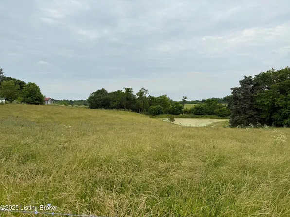4 Goatley Ln, Springfield, KY 40069
