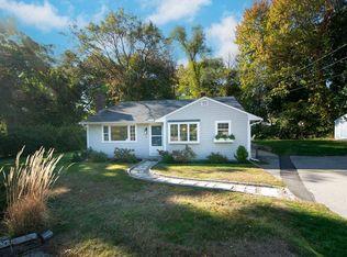 16 Locust Rd, Cohasset, MA 02025