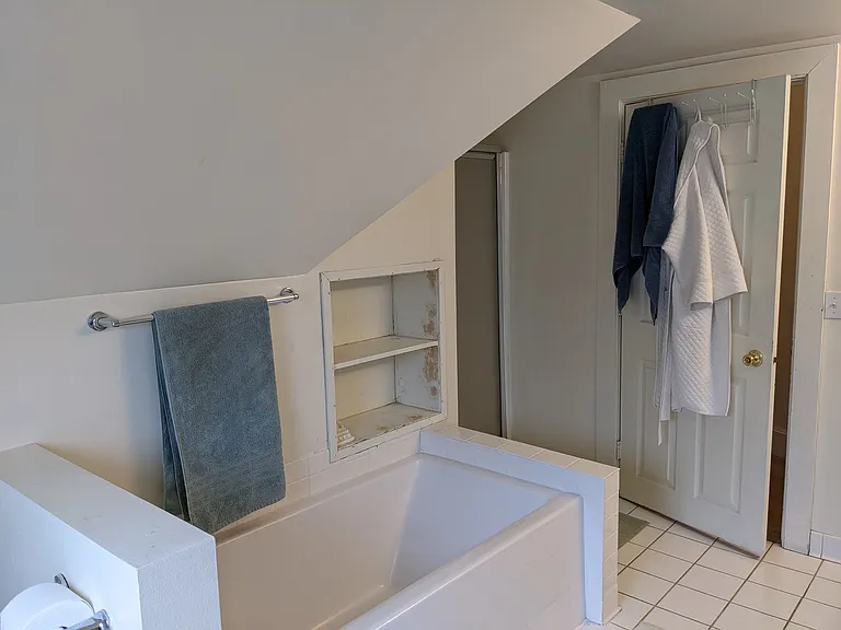 1225 Jenifer St #2 — Photo 20