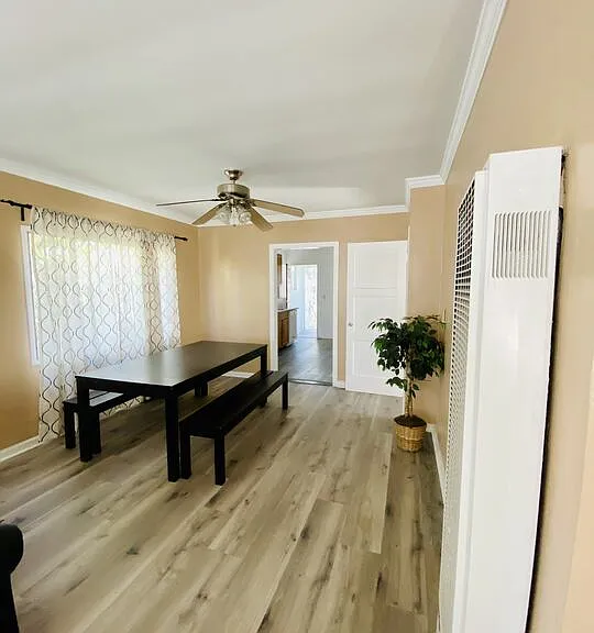 1554 S Stanley Ave — Photo 5