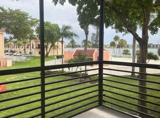 20840 San Simeon Way APT 204, Miami, FL 33179