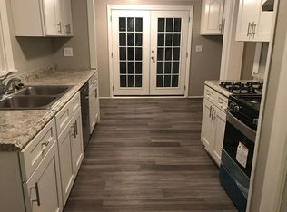 422 W Elm St, East Rochester, NY 14445