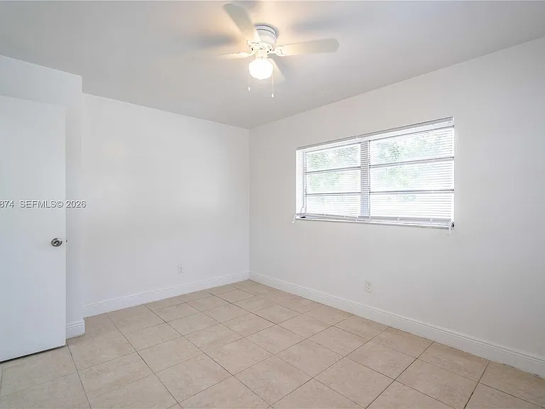 1812 NE 20th Ave #1 — Photo 11