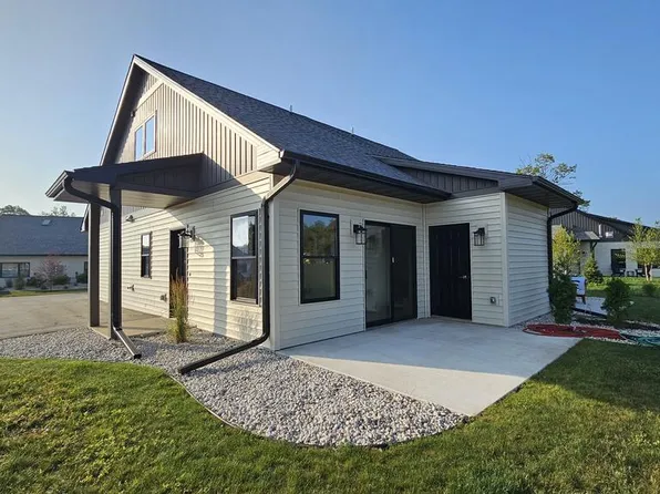 4120 Choke Cherry Ln #3102, Fish Creek, WI 54212