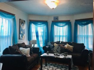 25 Perkins St #3, Salem, MA 01970