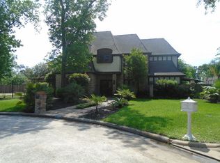 17302 Sandy Cliffs Dr, Houston, TX 77090