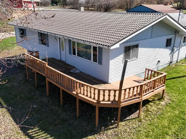 107 Victoria Ave, Rockland, MI 49960