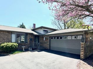 1901 N Rensselaer St, Griffith, IN 46319