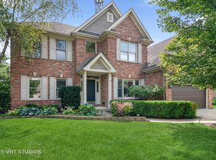 2217 Red Maple Ln, Aurora, IL 60502