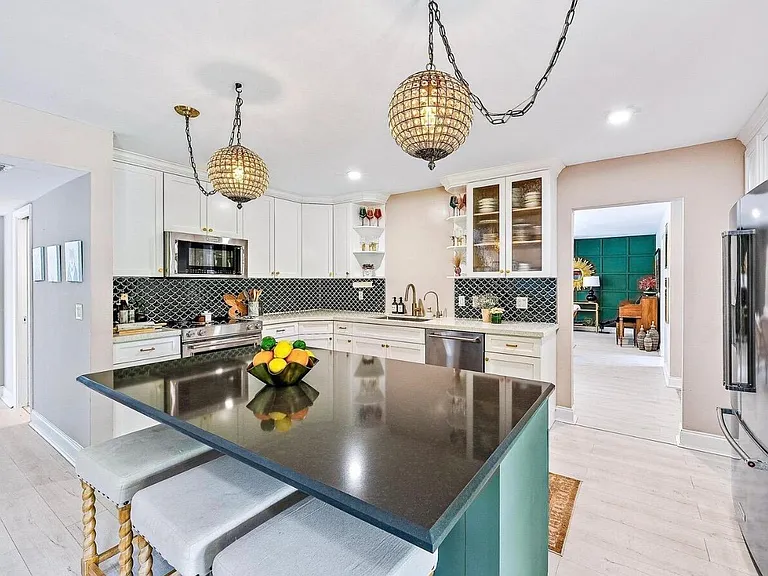 1256 Palmetto Rd — Photo 8