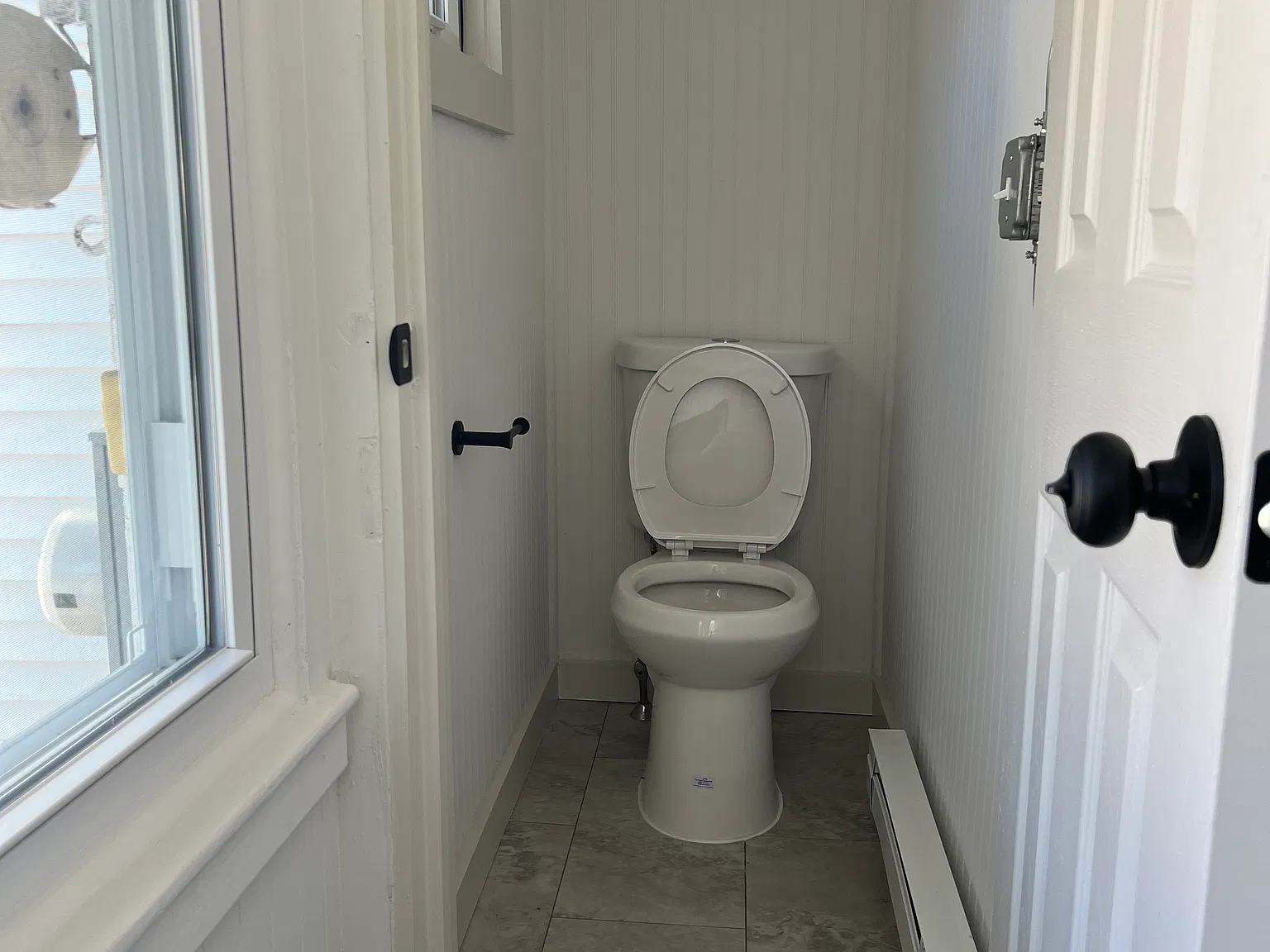 3 bed, 1346 sqft, $2,050 — Photo 4