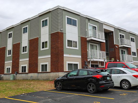 4th image of 73E Constitution Drive