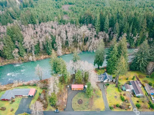 632 Steelhead Avenue, Forks, WA 98331