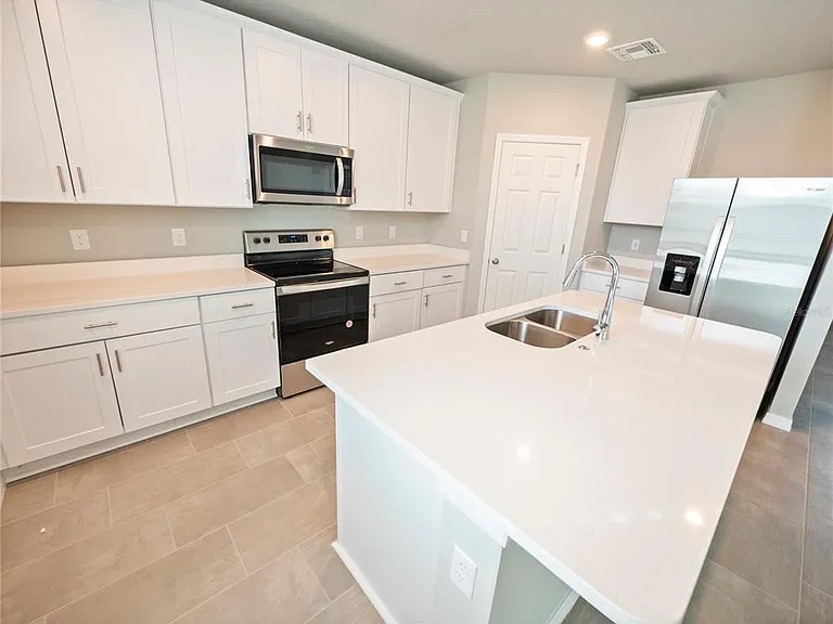 5268 Sanders Oak Trl — Photo 13