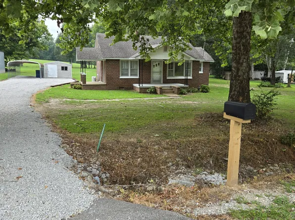 10895 Lexington St, Huntingdon, TN 38344