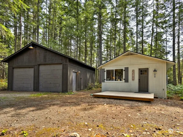 50 N Silver Lane, Hoodsport, WA 98548