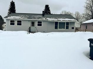 45 Irasburg St, Orleans, VT 05860