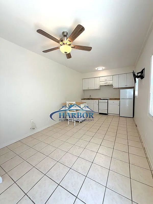 Studio, 1.0 bath, 250 sqft, $2,395 — Photo 4