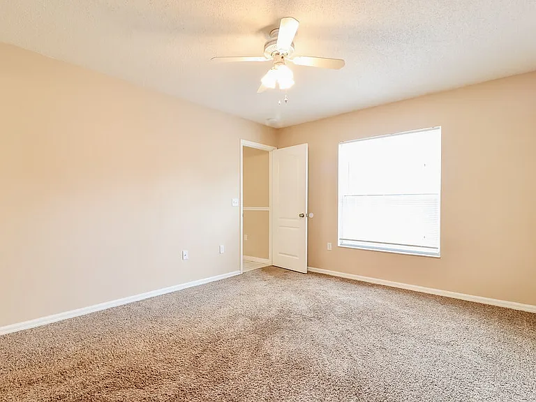 656 Lakemont Dr — Photo 9